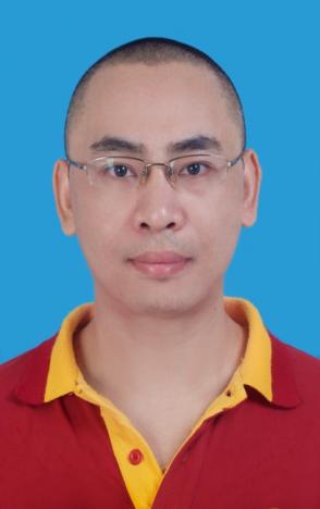 2寸近期免冠证件照